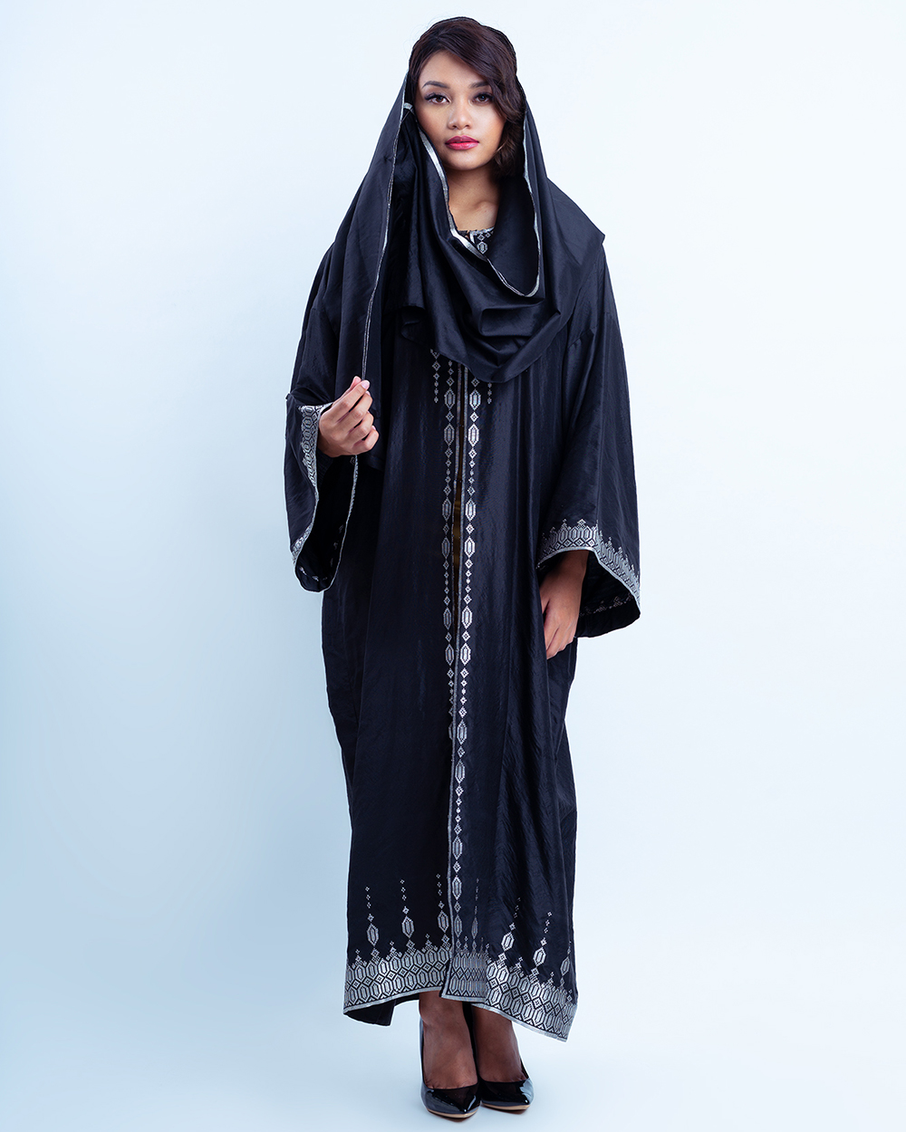 Aisha Abaya – Tenun Fashion Week